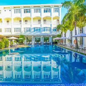 4* Hotel Eden Plaza